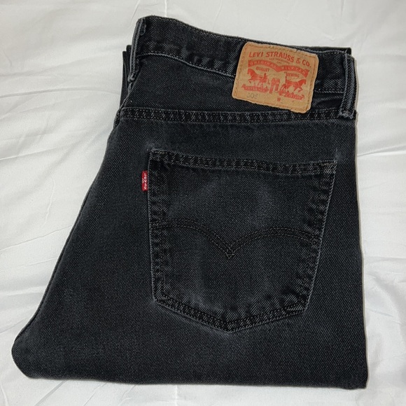 ✨HP✨ LEVI’S 505 JEANS (36) - Picture 15 of 17